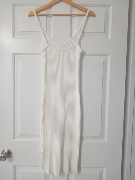 ZARA Ribbed Spring/Summer Bodycon Dress / $21 / NEW - Picture 3 of 7